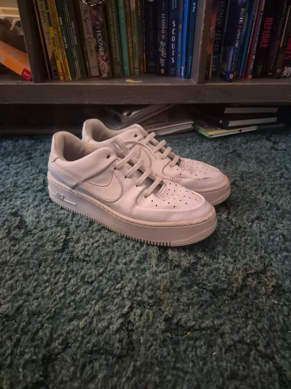 Nike Air Force 1 Low Top Sneakers 10 - Image 3