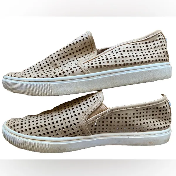 Steve Madden Tan Perforated Slip On Women’s Loafers Size 8 - Image 4