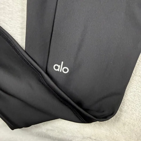 Alo Yoga Womens Black High-Waist Airlift Ski Bib Leggings Size L - Image 8