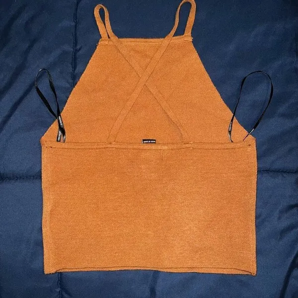 Forever 21 Sweater halter top orange nude tan cozy crop top size S - Image 2