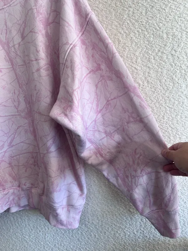 Dairy‎ Boy Women’s Pink Woodland Camo Oversized Sweatshirt Pullover Size Medium - Image 8