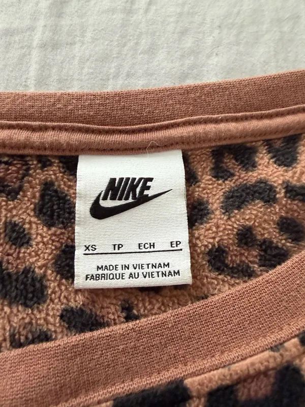 Nike Fleece Sweatshirt Women’s - Image 3