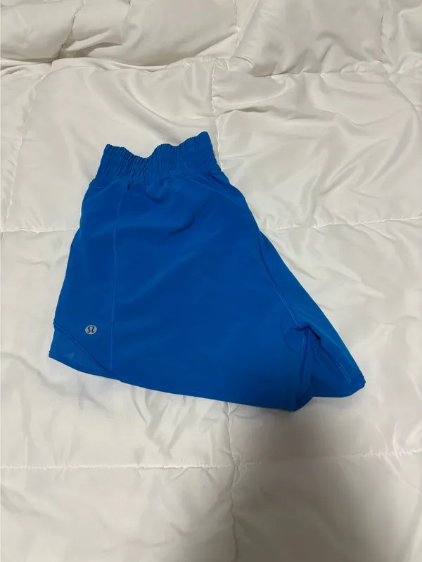 Blue Lululemon Shorts Hotty Hot - Image 3