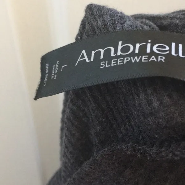 FINAL MARKDOWN Ladies ambrielle sleep shorts large Gray - Image 4