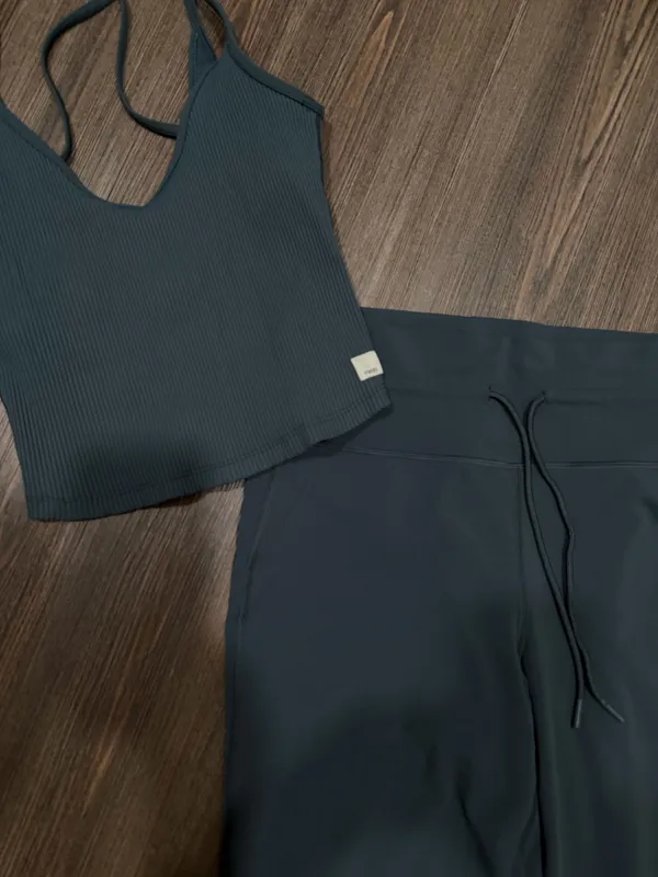 Vuori Matching Set - Image 3