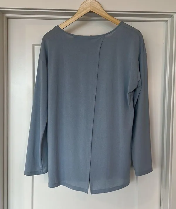 Lucy Active Long Sleeve Shirt Blue Medium - Image 4