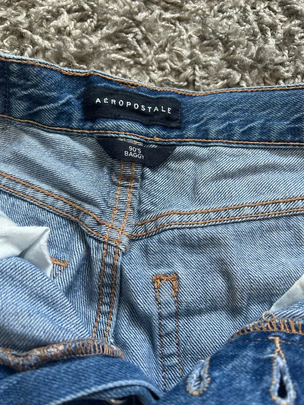 Abercrombie Jeans - Image 3