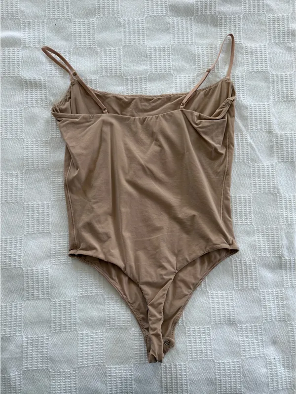 SKIMS Fits Everybody Cami Bodysuit - Image 4