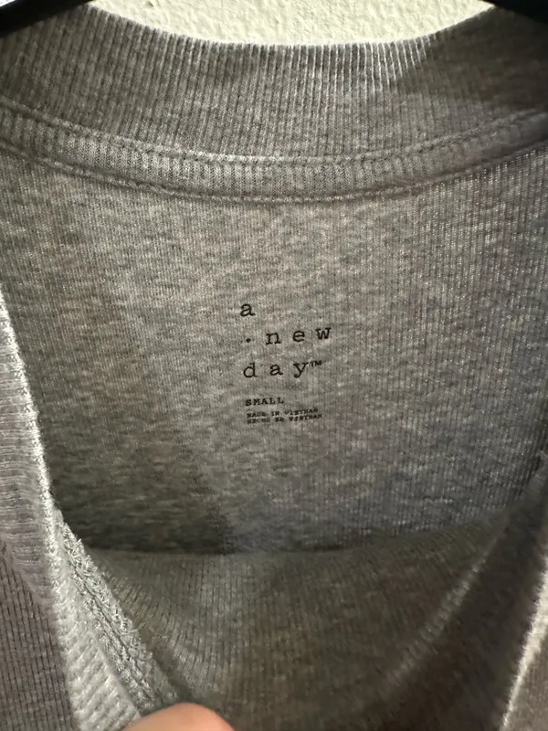 A new day tee - Image 2