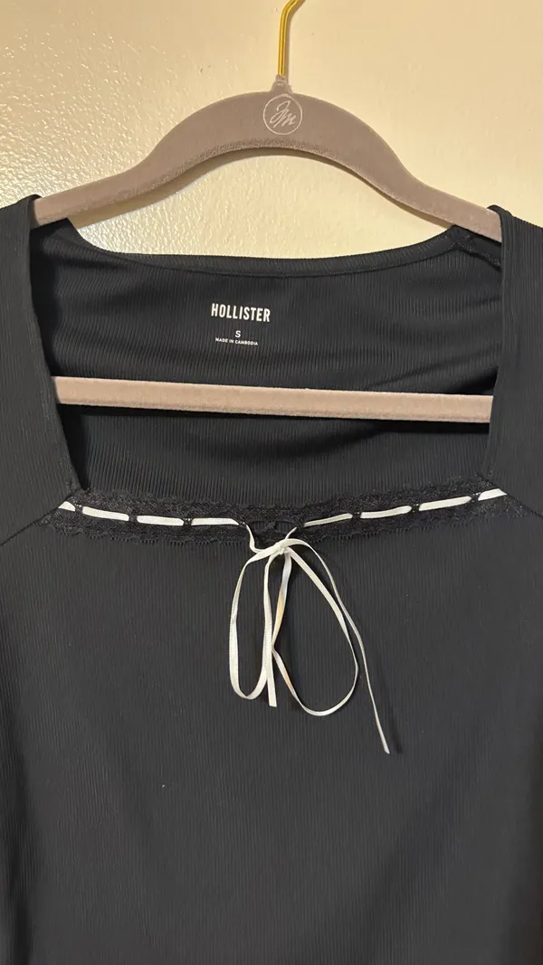 Hollister Black Long Sleeve Top - Image 3