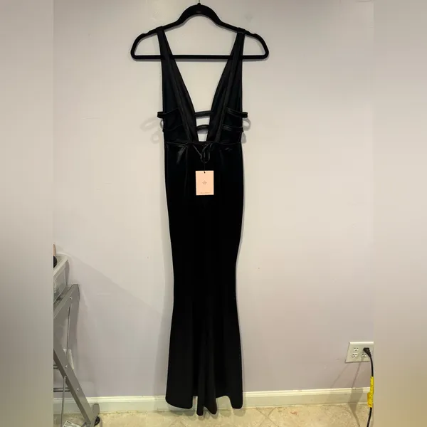 NWT Hello Molly Luxe Dance satin maxi dress‎ in black - Image 6