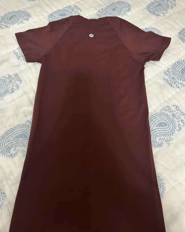 Lululemon Swiftly Tech Short Sleeve 2.0 - Image 3