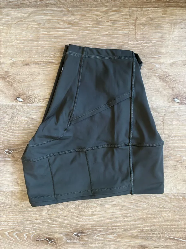 Lululemon High Rise Olive Green Biker Shorts with Pockets - Image 2