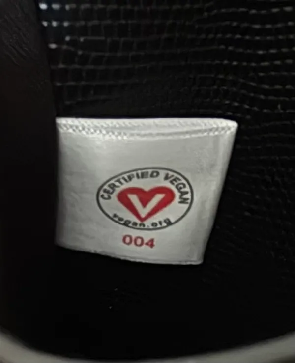 JW PEI | Quinn Phone Bag - Image 9