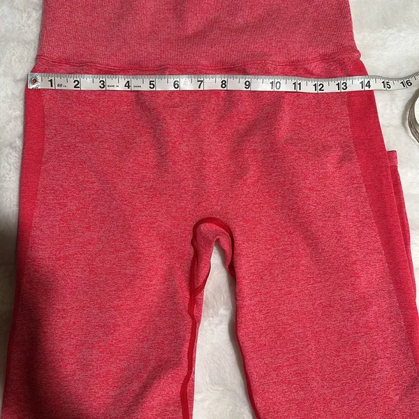 Pink Victoria’s Secret size large seamless leggings - Image 11