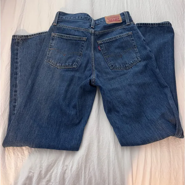 Levi’s 94 Baggy Women’s Jeans Mid-Rise Straight - Image 3