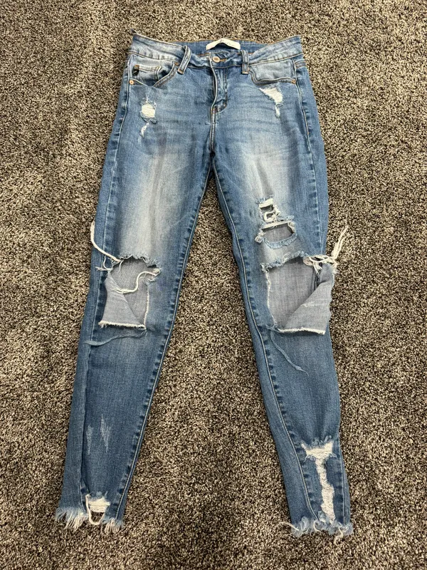 KanCan Distressed Skinny Jeans - Image 2