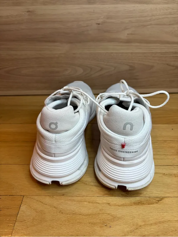On Running Cloudnova 2 Women's Sneakers in White - Size 9 - Image 4