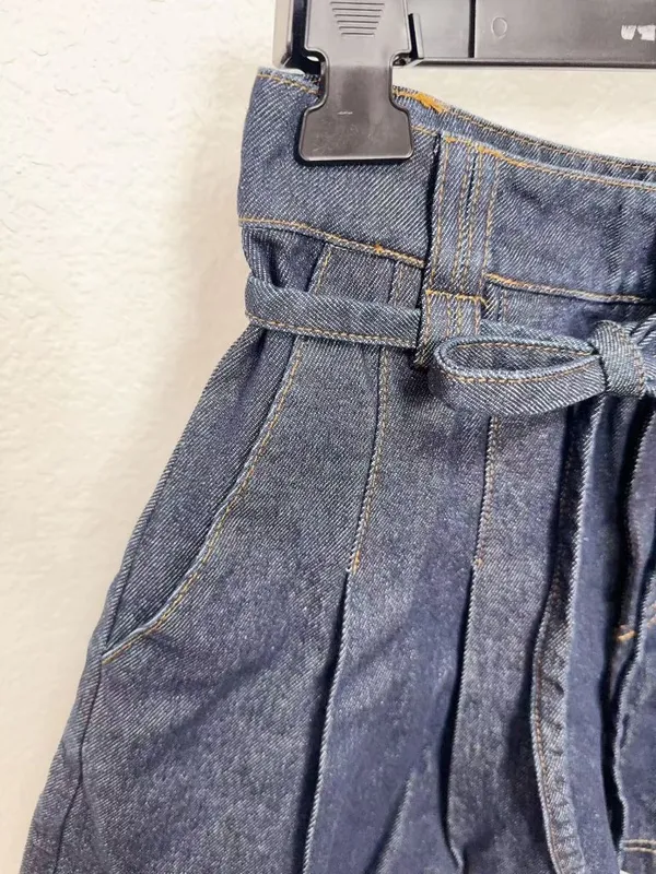 En Saison Nicola Denim Pleated Summer Shorts $88 Size Small - Image 5