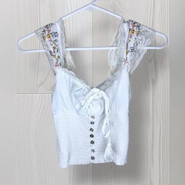 FOREVER 21 Women’s White Lace Floral Fairycore Embroidered Crop Top - Image 2