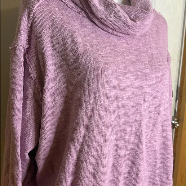 We The Free Pink/Lavender Timmy TurtleNeck Sweater size XS oversized - Image 2