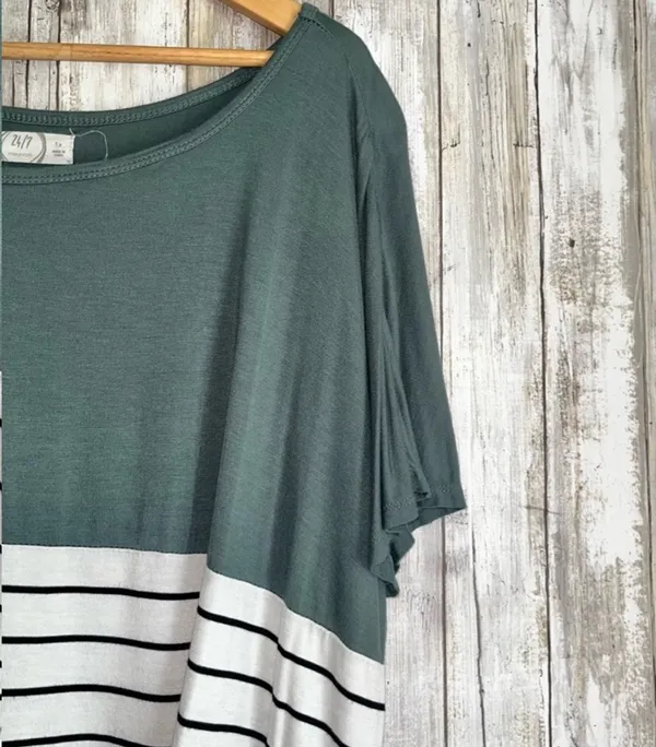 Maurice’s Flawless Green Striped Knot Tee •1X - Image 4