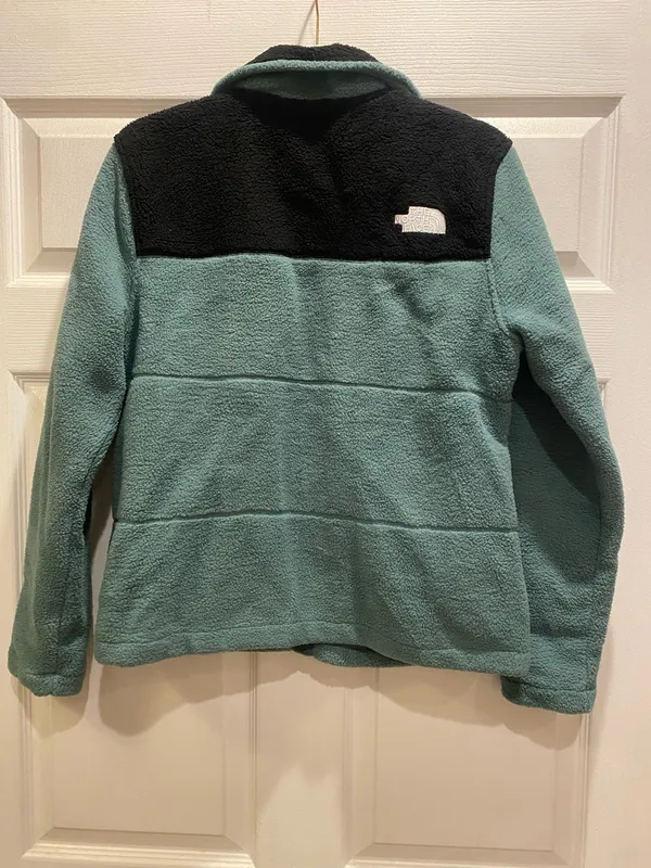 The North Face Fleece Jacket - Image 2