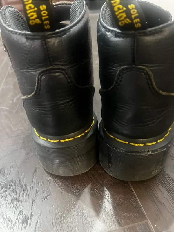 Dr. Martens Devon Heart Black Leather Platform Boots Size US 6 / EU 37 Double St - Image 10