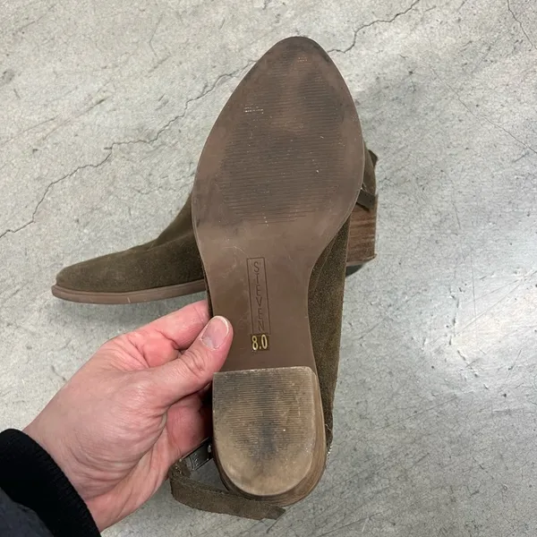 Steve Madden 8 point brown suede ankle boot - Image 4
