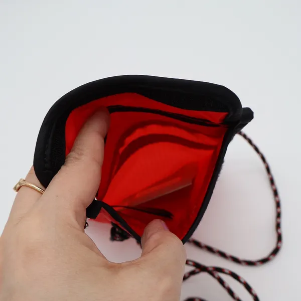 Hunter Orginal Packable Womens Phone Pouch Arc Red Crossbody Strap Travel - Image 5