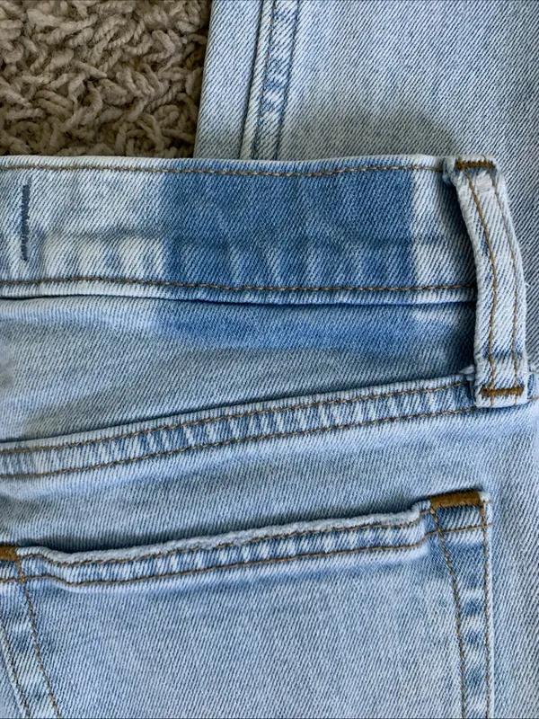 A&F 0/25 high rise skinny light wash denim blue jeans - Image 3