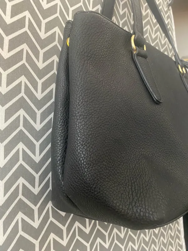 Black Handbag As Shown Excel. Cond. - Image 11