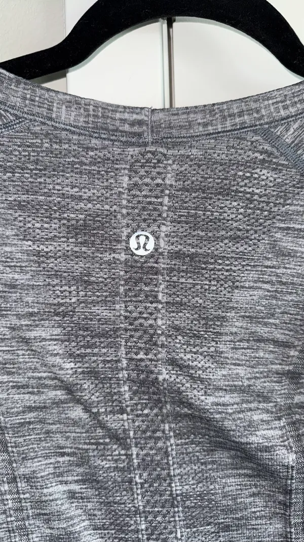 Lululemon long sleeve shirt - Image 8
