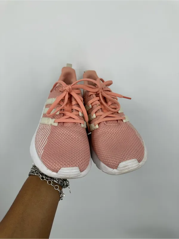 Adidas Women's Questar Flow Peach Running Shoes Size 7.5 - Image 3