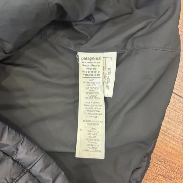 PATAGONIA US Women’s Small Black Radalie Insulated Parka Coat Jacket MSRP $199 - Image 4