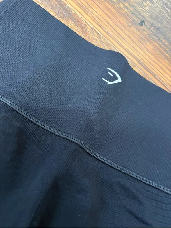 Gymshark Black Seamless Performance Leggings S - Image 2
