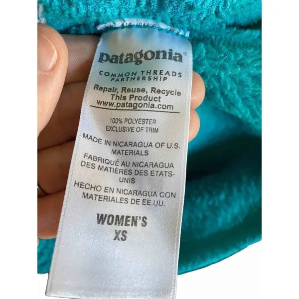 Patagonia Women's Re-Tool Snap-T Pullover - Used Color: True Teal - Big Sur Blue - Image 4