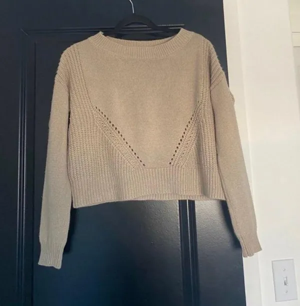 Aeropostale sweater  - Image 5