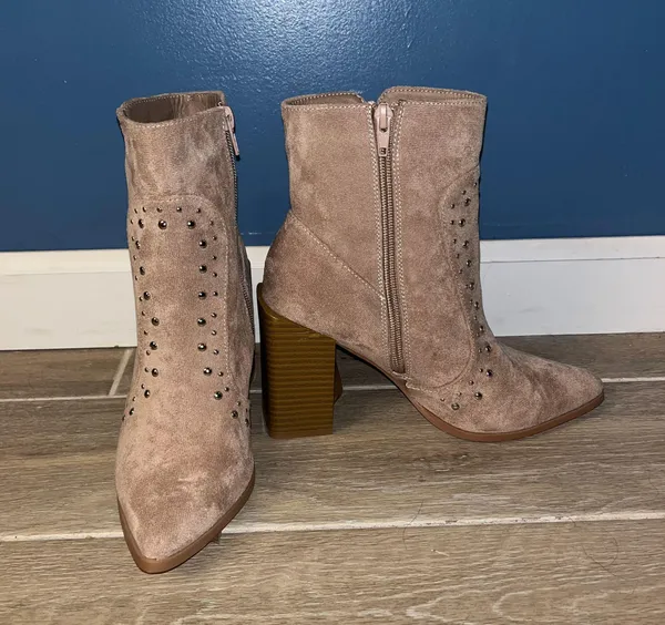 Lulus booties - Image 2