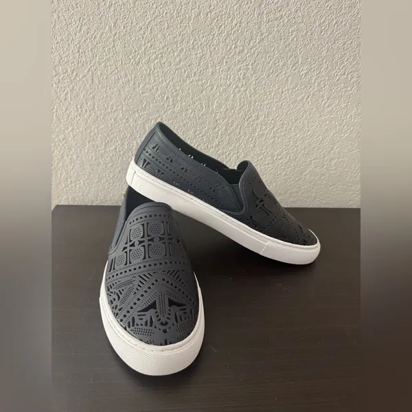 NWOT $250 Tory Burch Deep Navy Lennon Slip On Laser Cut Out Leather Sneakers 8.5 - Image 2