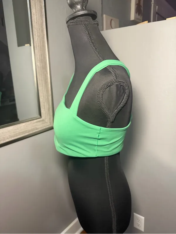 Offline x Aerie Real Me Xtra Stretch Med. Support Green Crop/ Sports Bra Medium - Image 4