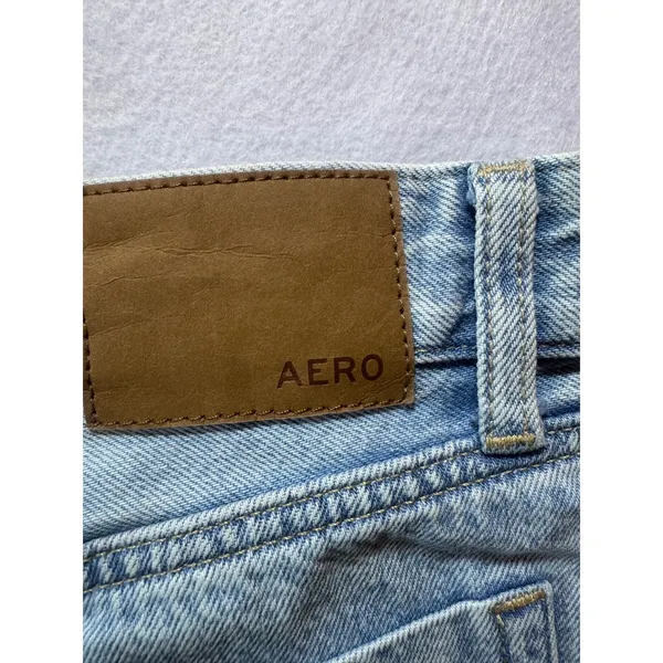 Aeropostale Super Baggy High Waisted Wide Leg Light Wash Jeans Size 2 Reg - Image 4