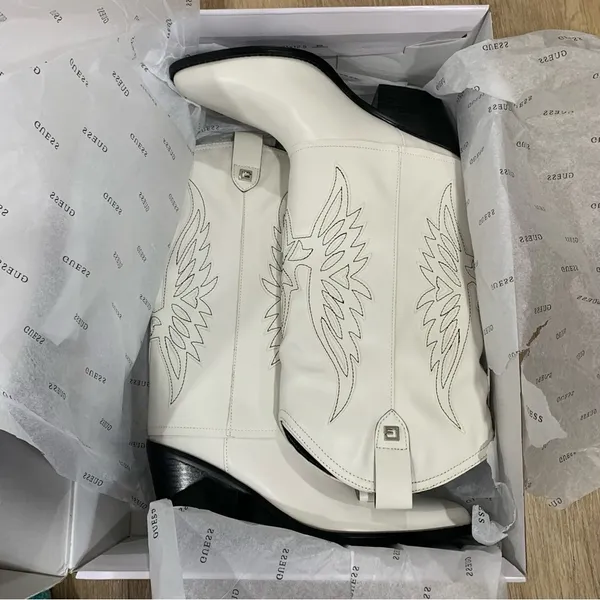 NWB Guess Raegan Fold-Over Cowboy Boots western white size 9 M cowgirl - Image 3