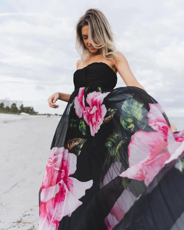 ONE33 SOCIAL Black Pink Floral Roses Chiffon Strapless Maxi Gown size 0 - Image 2