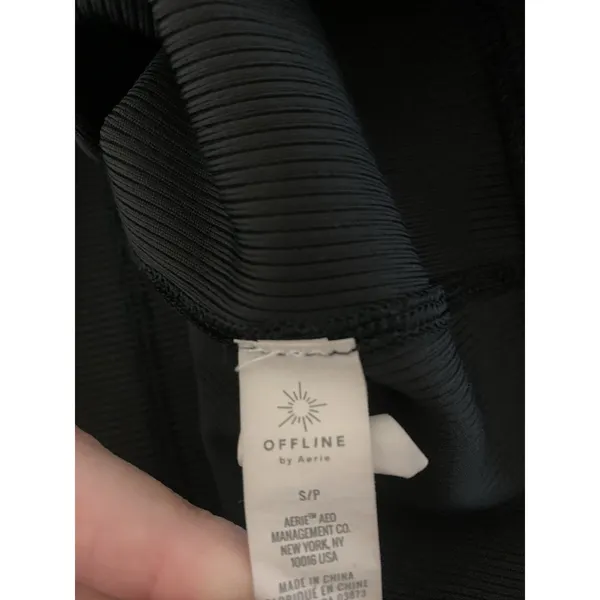 OFFLINE by Aerie Black Ribbed Turtleneck Crop Top Long Sleeve Slim Fit Small - Image 5