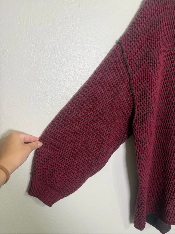 Free People Maisie Oversized Sweater - Cranberry Fudge - Image 4