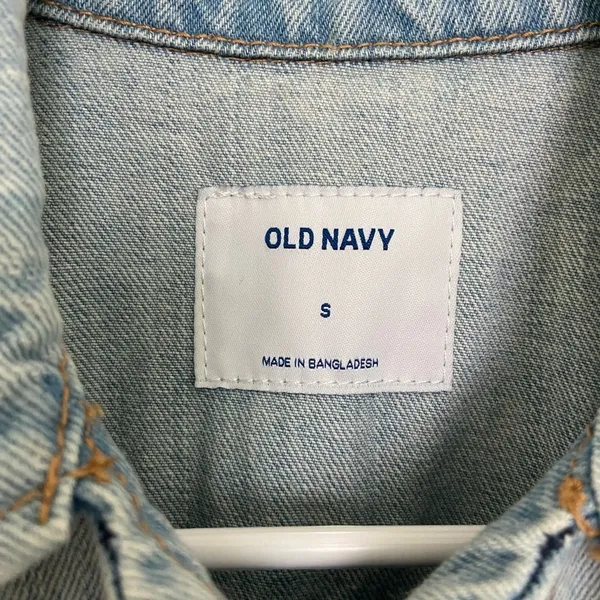 NWT | Old Navy women’s embroidered denim jacket‎ — small - Image 3