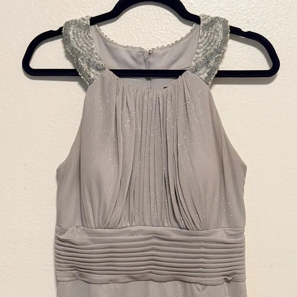 Cachet Gown Dress Sz 10 Silver Gray Beaded Halter Neck Glitter Formal - Image 4
