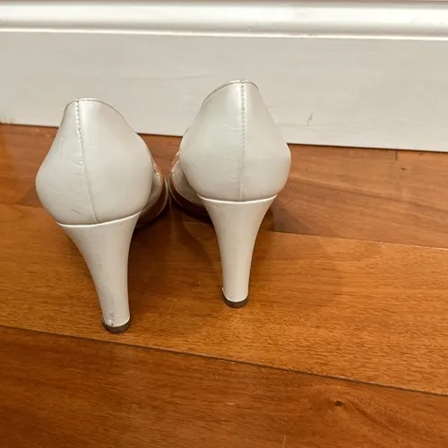 Sergio Rossi‎ Pumps Womens White Tan Leather Buckle Cutout Pointed Toe Heels 36 - Image 3