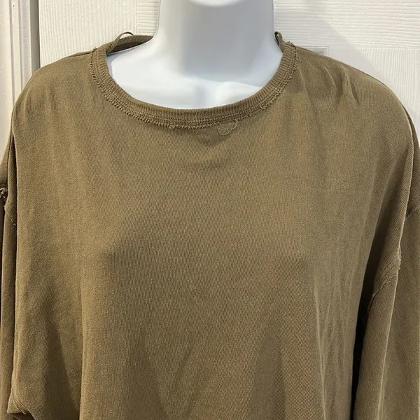 ‎NWT We the free Army Green over size shirt size S - Image 2